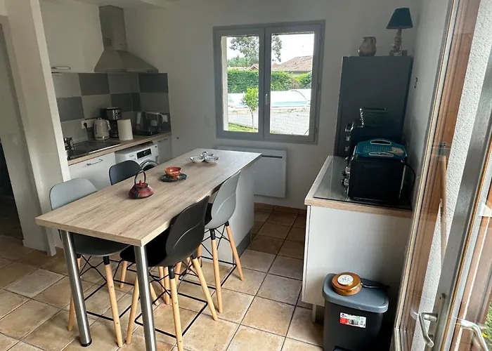 Petite Maison Plein Pied Jardin Apartamento